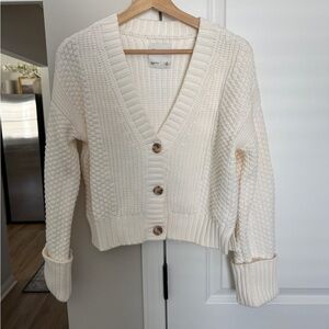 Abercrombie & Fitch Cream Sweater